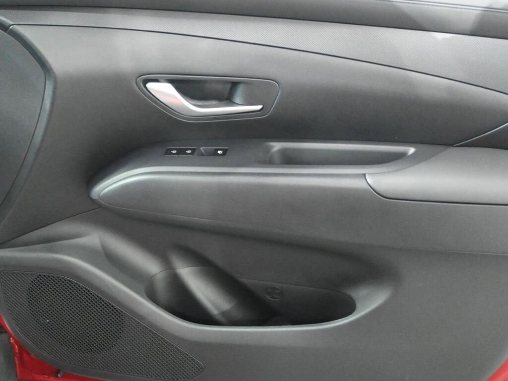 Used 2025 Hyundai Tucson SE SUV