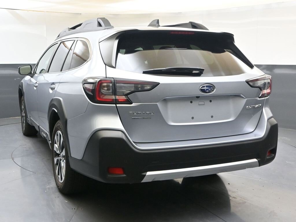 Used 2024 Subaru Outback Limited SUV