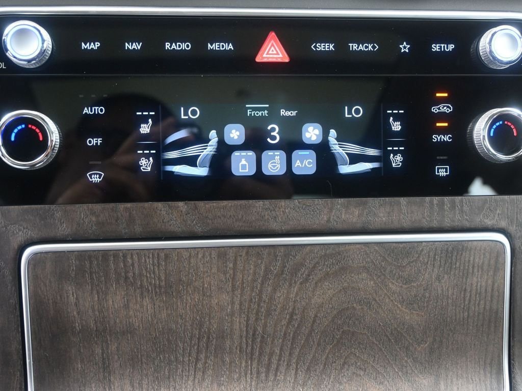 2025 GENESIS GV80 Prestige - Photo 31