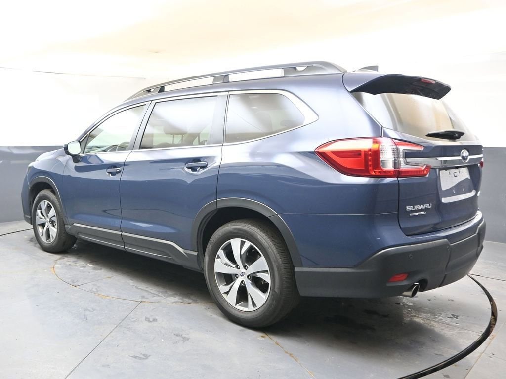 Used 2025 Subaru Ascent Premium 8-Passenger SUV