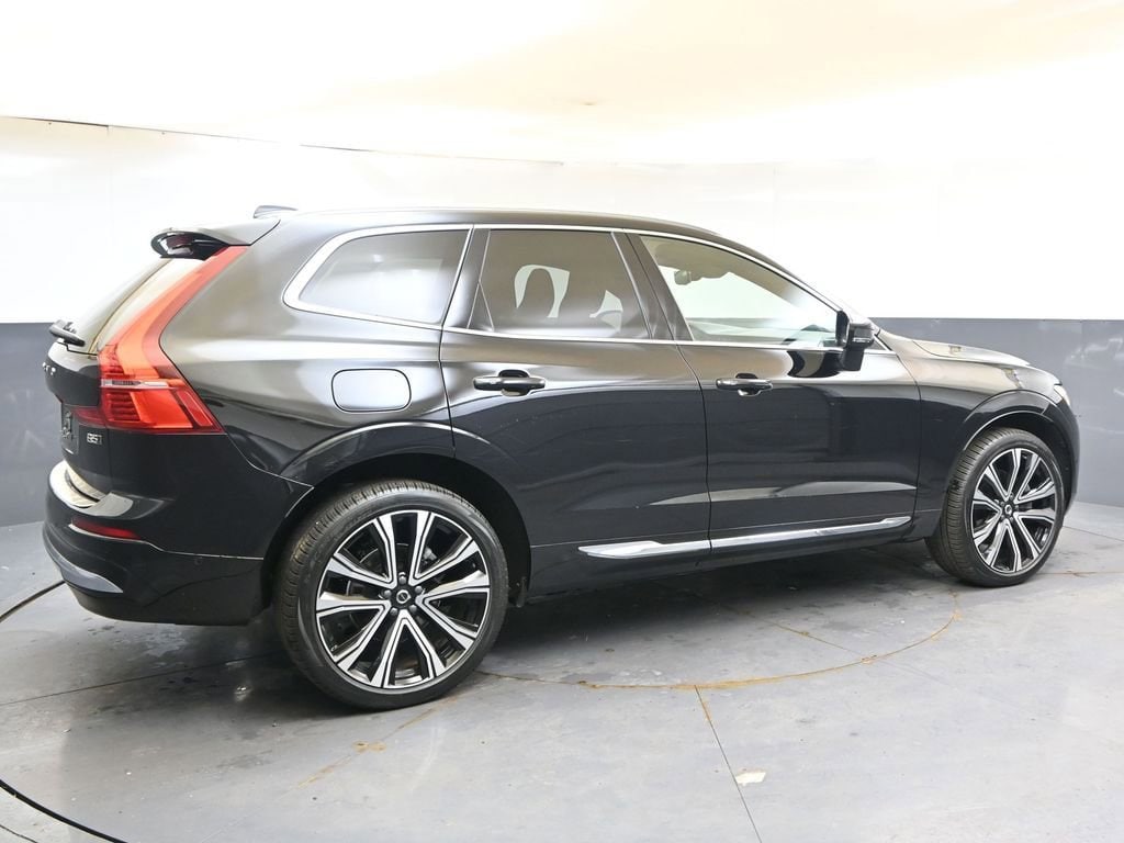 Used 2023 Volvo XC60 B5 AWD Ultimate Bright SUV