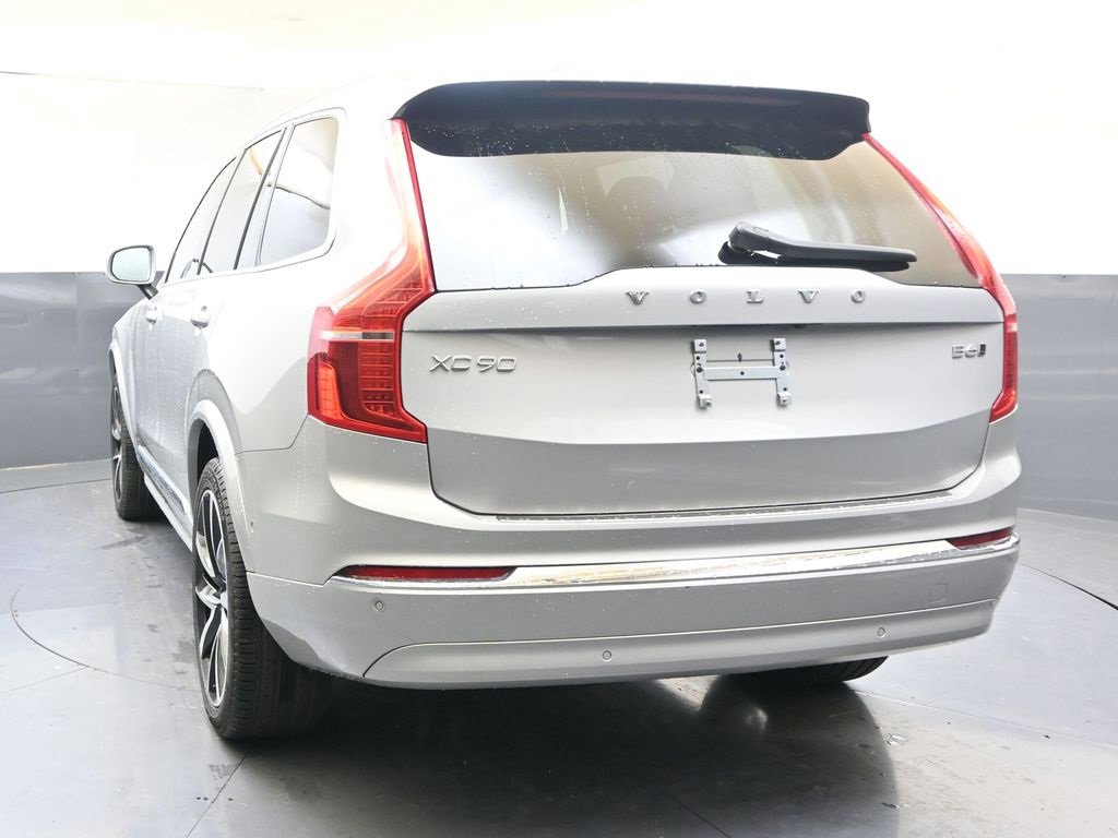 2024 Volvo XC90 Plus photo 4