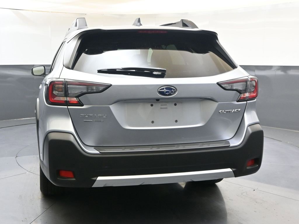 2025 Subaru Outback Limited photo 4
