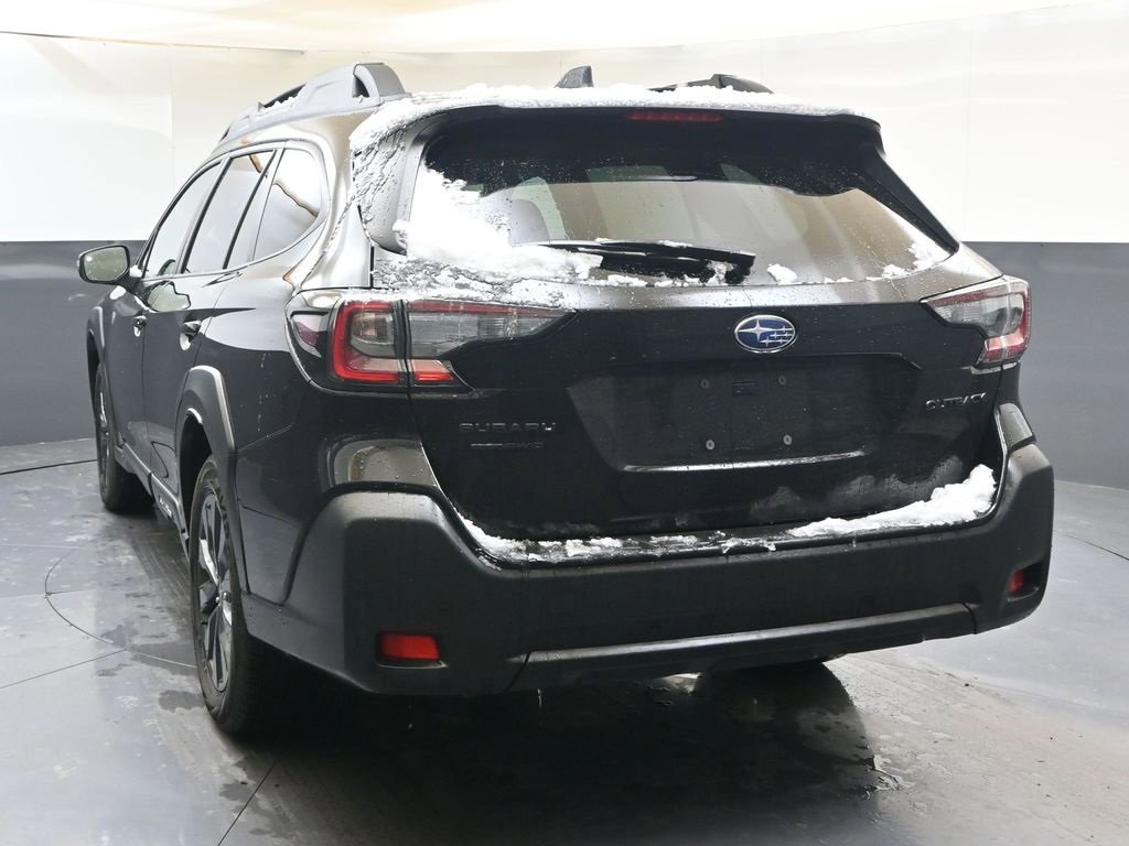 2025 Subaru Outback Onyx Edition photo 4