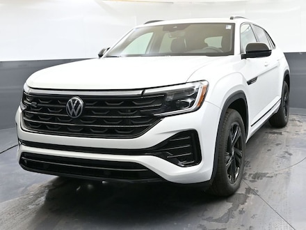 2025 Volkswagen Atlas Cross Sport 2.0T SEL R-Line Black SUV