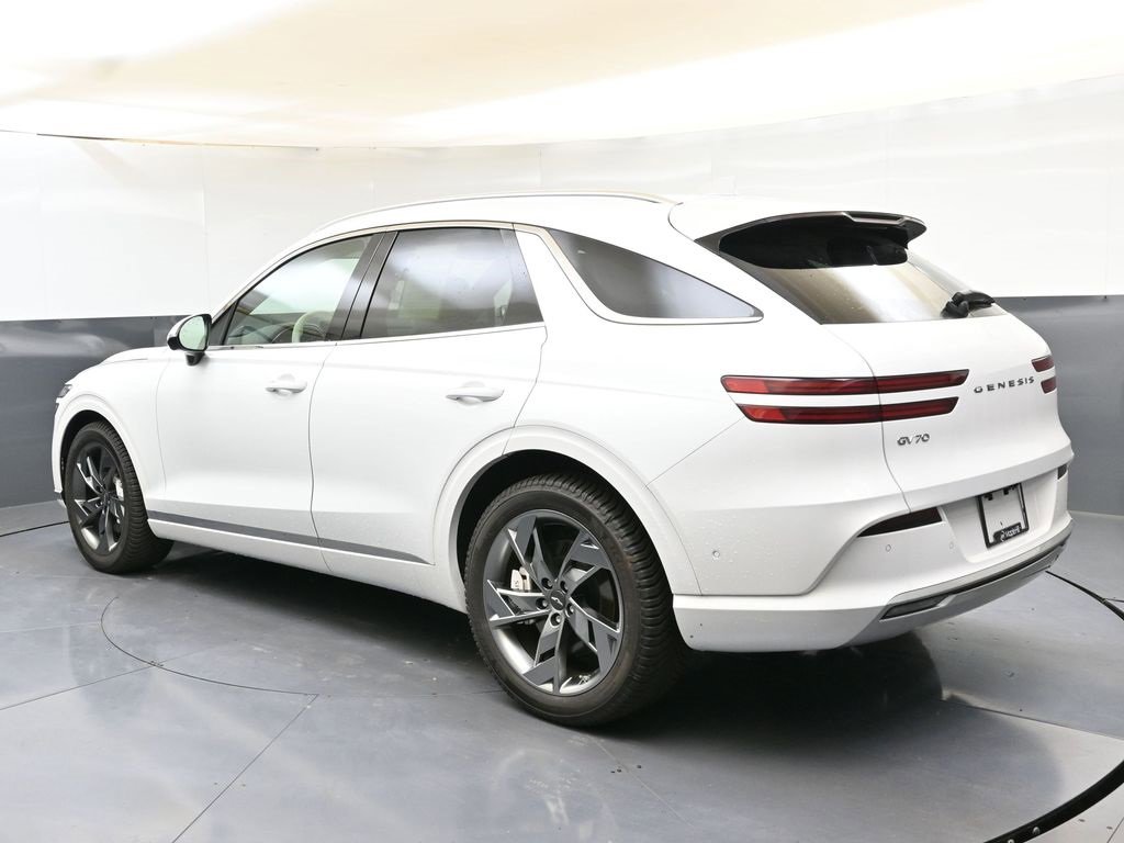 2025 Genesis Electrified GV70 Prestige photo 3