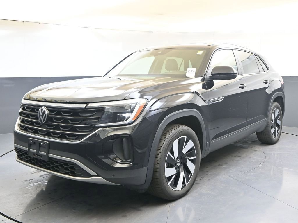 Certified 2025 Volkswagen Atlas Cross Sport 2.0T SE w/Technology SUV