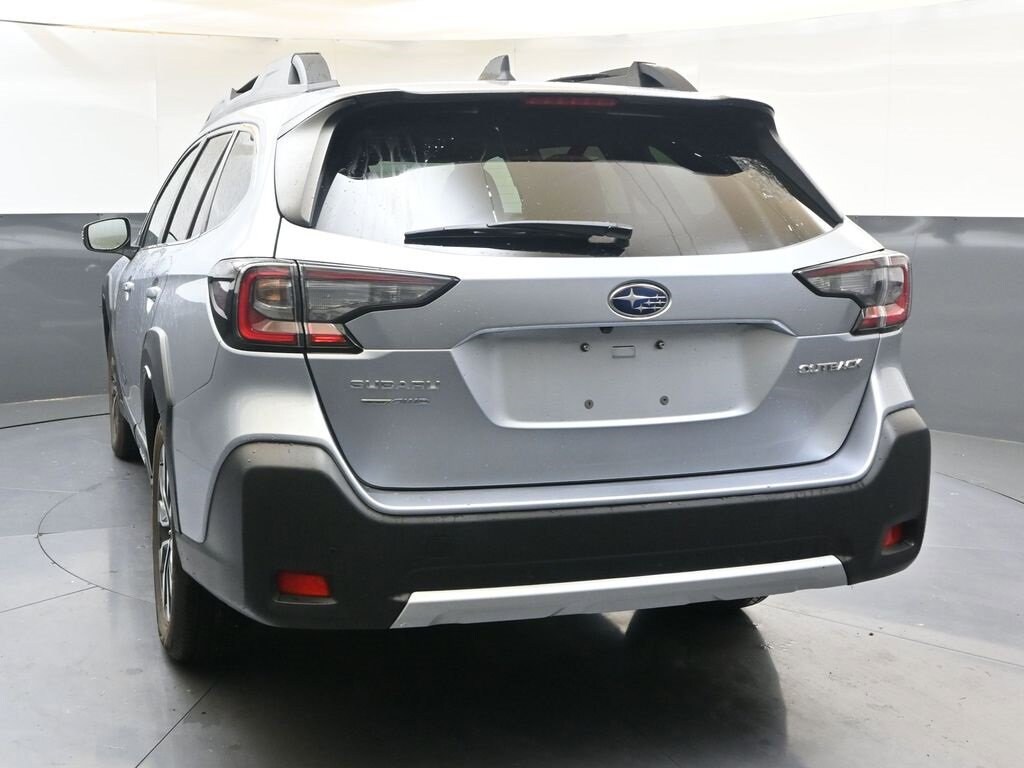 Used 2024 Subaru Outback Limited SUV
