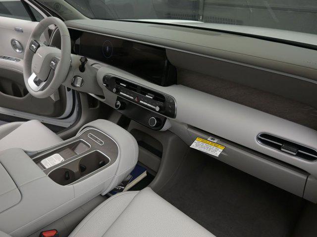 2026 Hyundai Palisade Limited - Photo 13