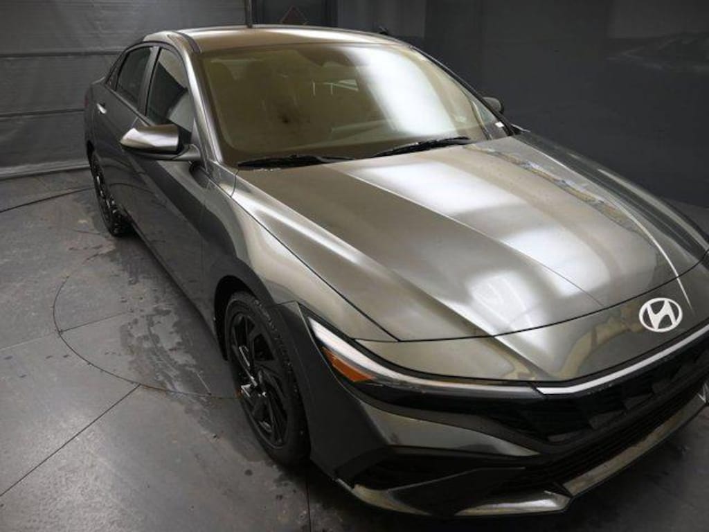 New 2026 Hyundai Elantra SEL Sport Sedan