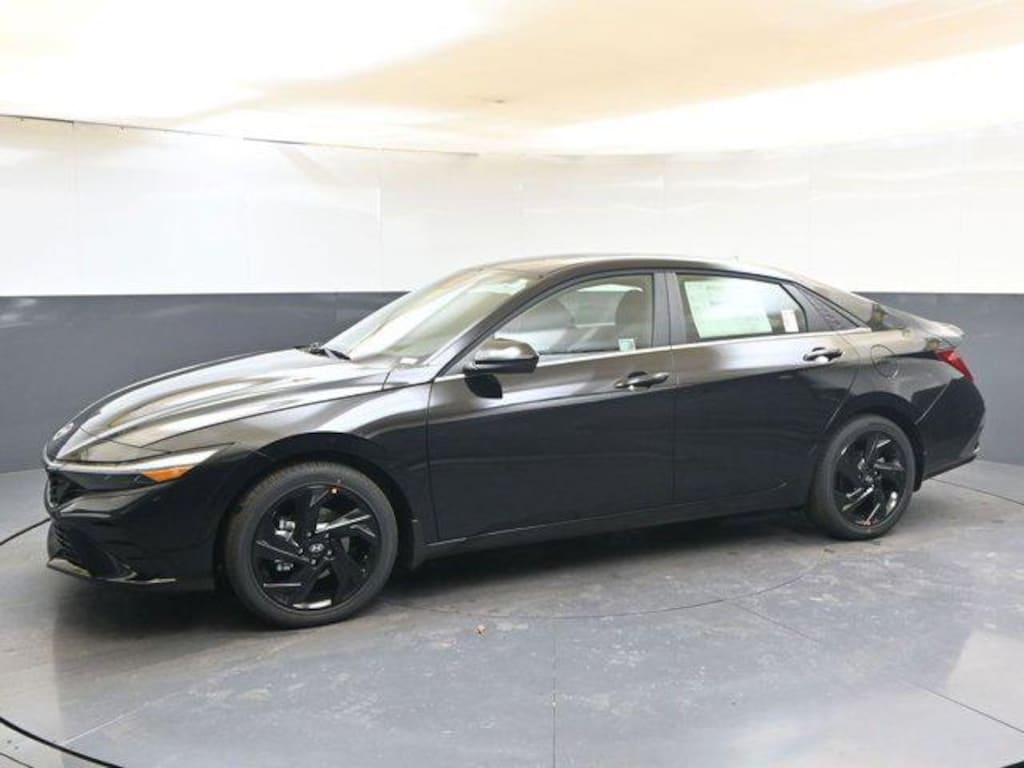 New 2026 Hyundai Elantra SEL Sport Premium Sedan