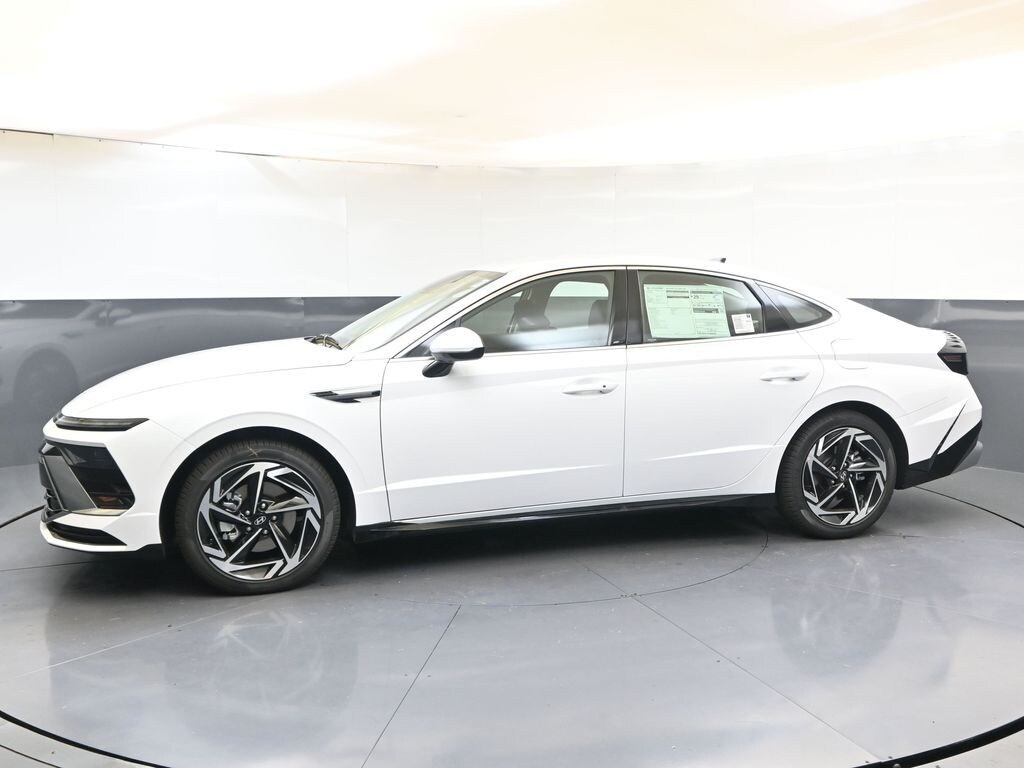 Used 2026 Hyundai Sonata SEL Sport Sedan