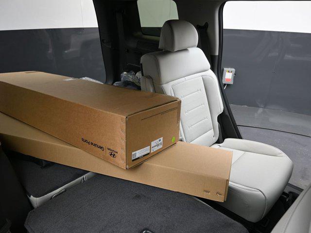 2026 Hyundai Santa Fe Limited - Photo 16