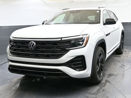 2025 Volkswagen Atlas Cross Sport 2.0T SEL R-Line Black SUV