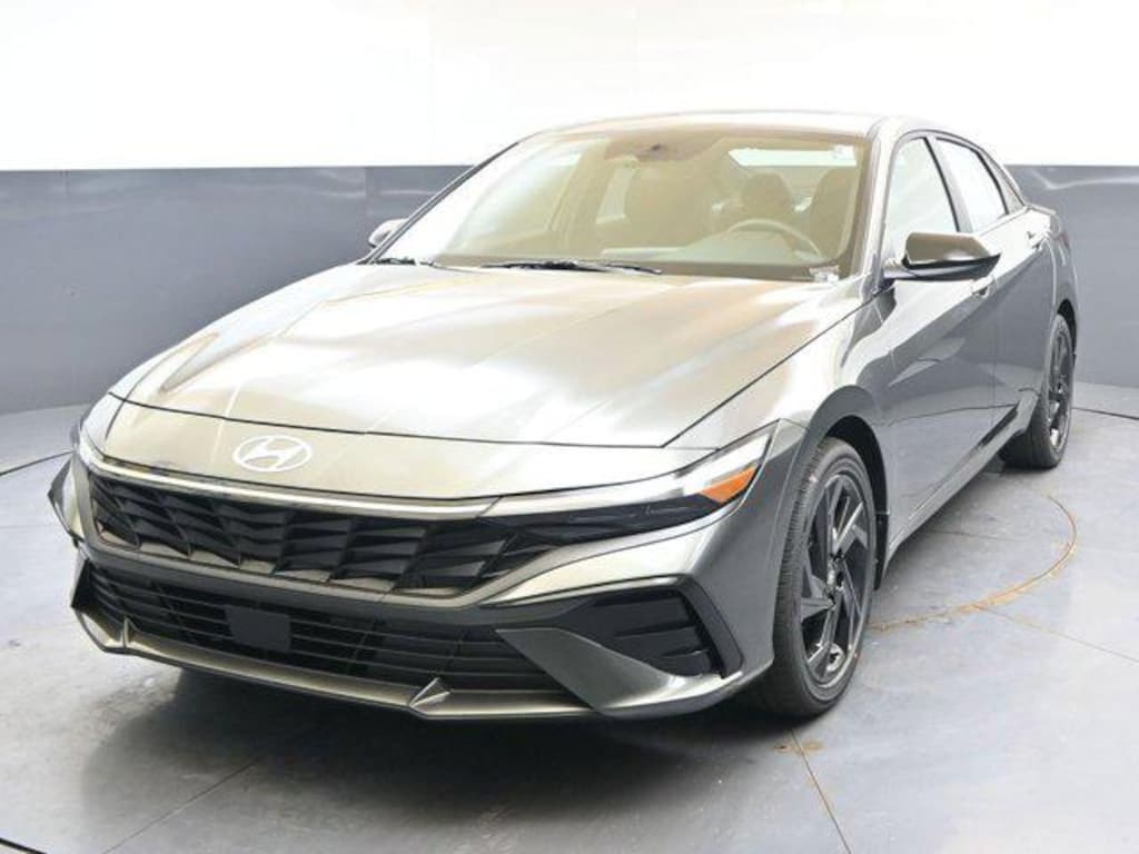 New 2026 Hyundai Elantra SEL Sport Premium Sedan