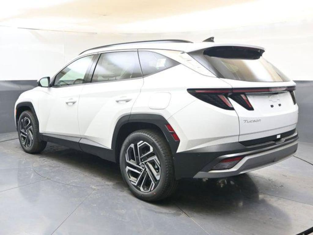 New 2026 Hyundai Tucson Limited AWD SUV