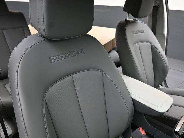 2025 Hyundai IONIQ 5 SEL - Photo 14