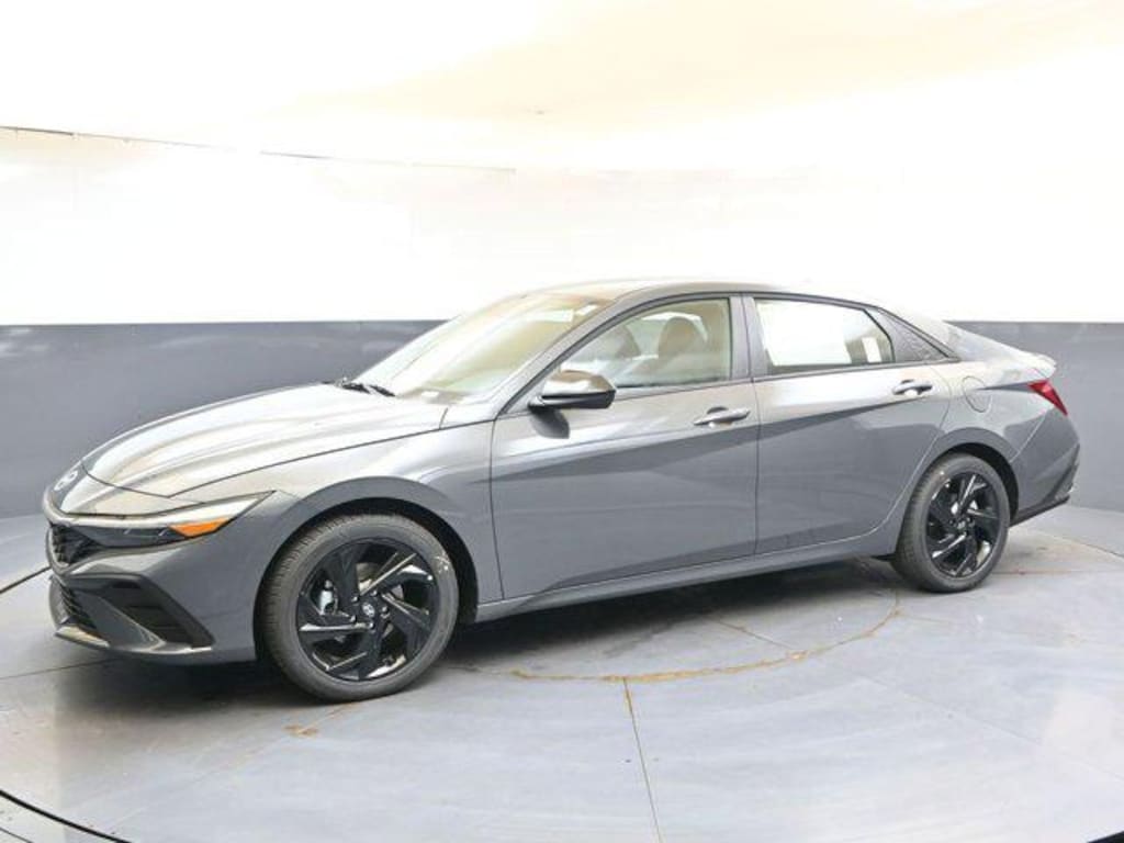 New 2026 Hyundai Elantra SEL Sport Sedan