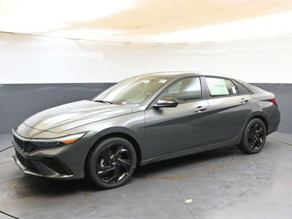 New 2026 Hyundai Elantra Hybrid SEL Sport Sedan