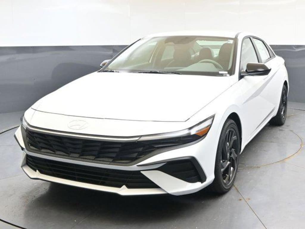 New 2026 Hyundai Elantra SEL Sport Sedan