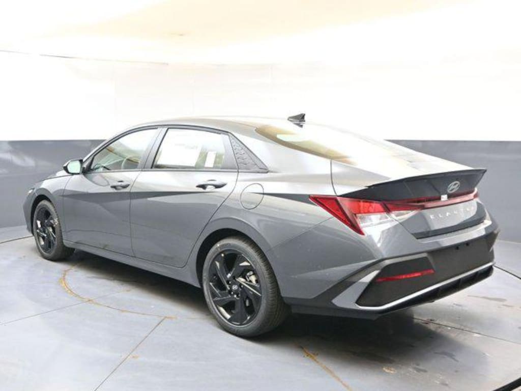 New 2026 Hyundai Elantra SEL Sport Sedan