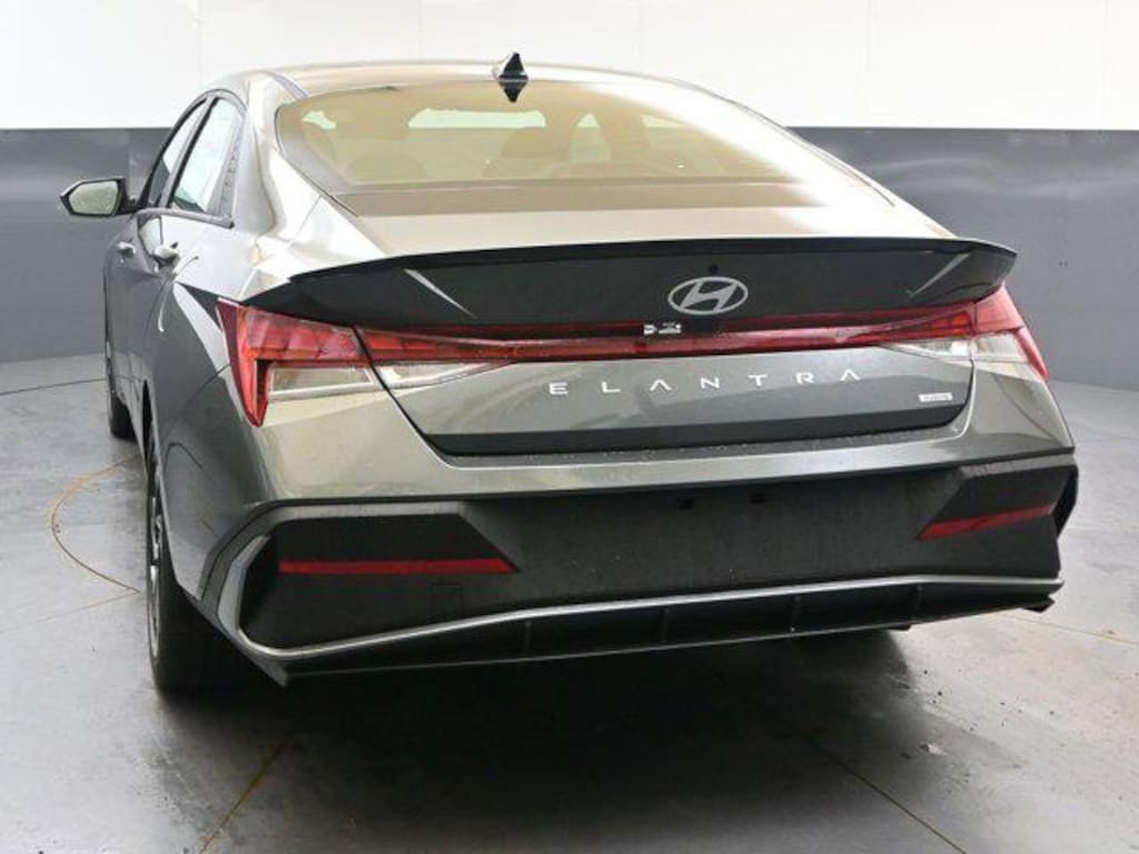 New 2026 Hyundai Elantra Hybrid SEL Sport Sedan