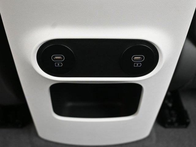 2025 Hyundai IONIQ 5 SEL - Photo 17