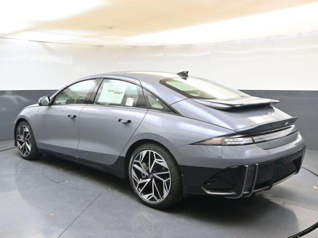 New 2025 Hyundai IONIQ 6 Limited Sedan