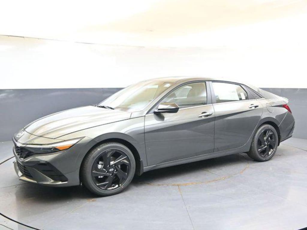New 2026 Hyundai Elantra SEL Sport Premium Sedan