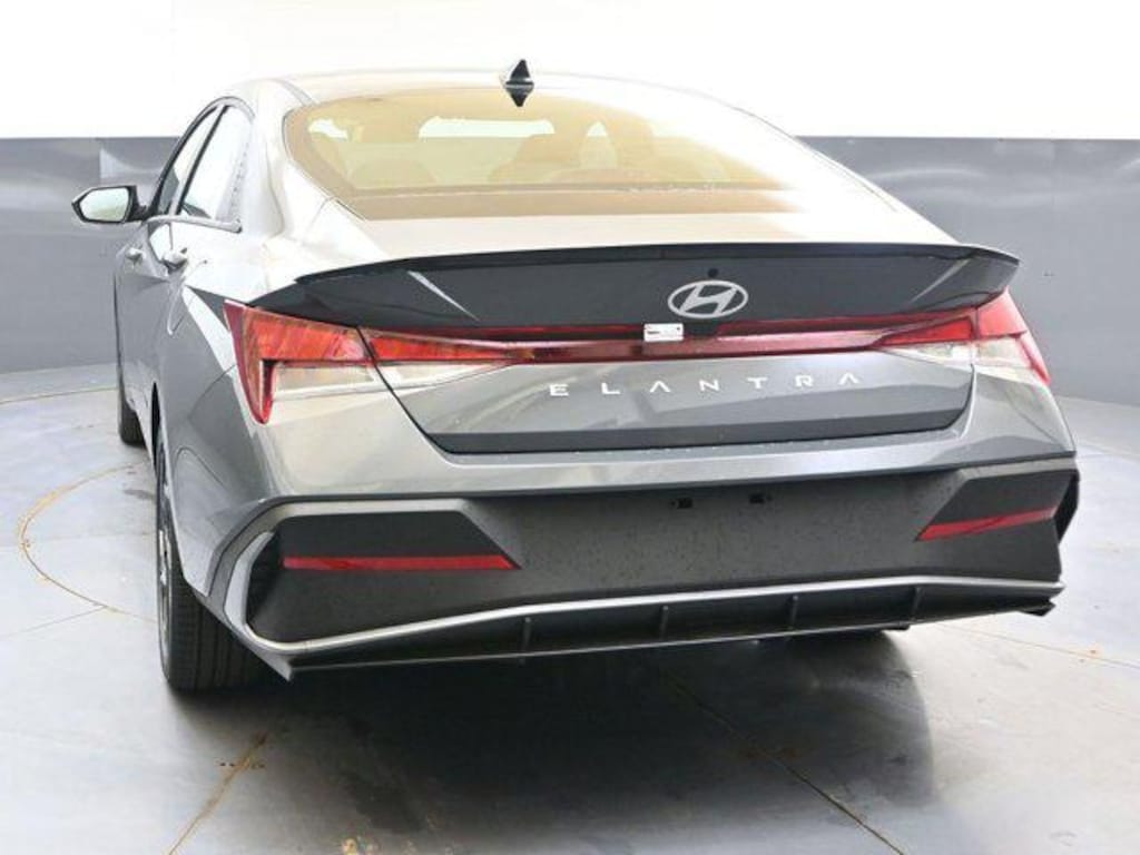 New 2026 Hyundai Elantra SEL Sport Sedan