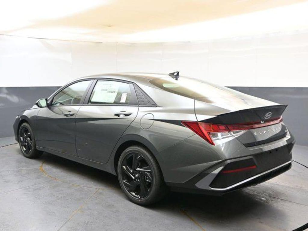 New 2026 Hyundai Elantra Hybrid SEL Sport Sedan