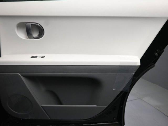 2025 Hyundai IONIQ 5 SEL - Photo 14