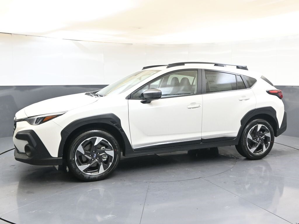 2025 Subaru Crosstrek Limited photo 2