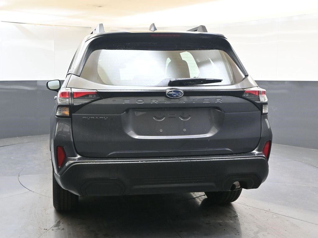 2026 Subaru Forester Base photo 4