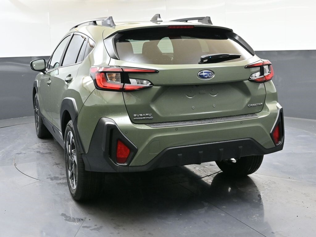 2025 Subaru Crosstrek Limited photo 4