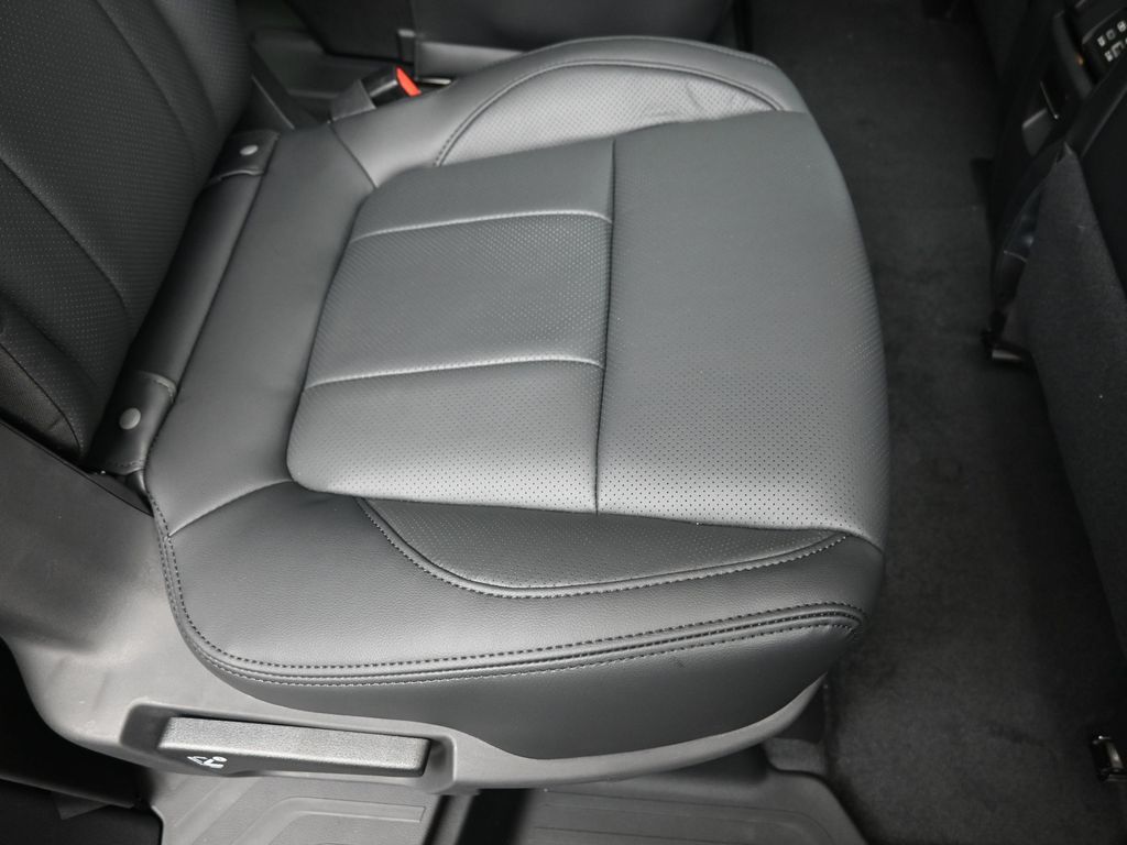 2026 Subaru Ascent Touring - Photo 16