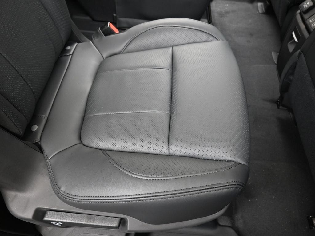 2026 Subaru Ascent Touring - Photo 16