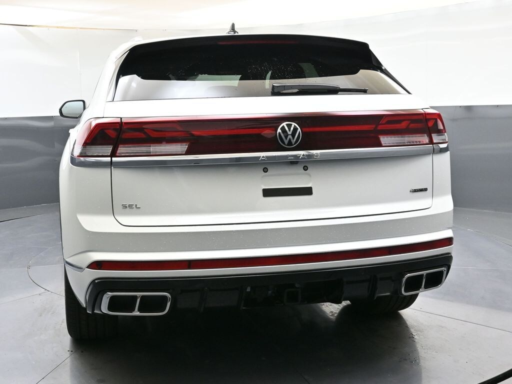 Used 2025 Volkswagen Atlas Cross Sport 2.0T SEL Premium R-Line SUV
