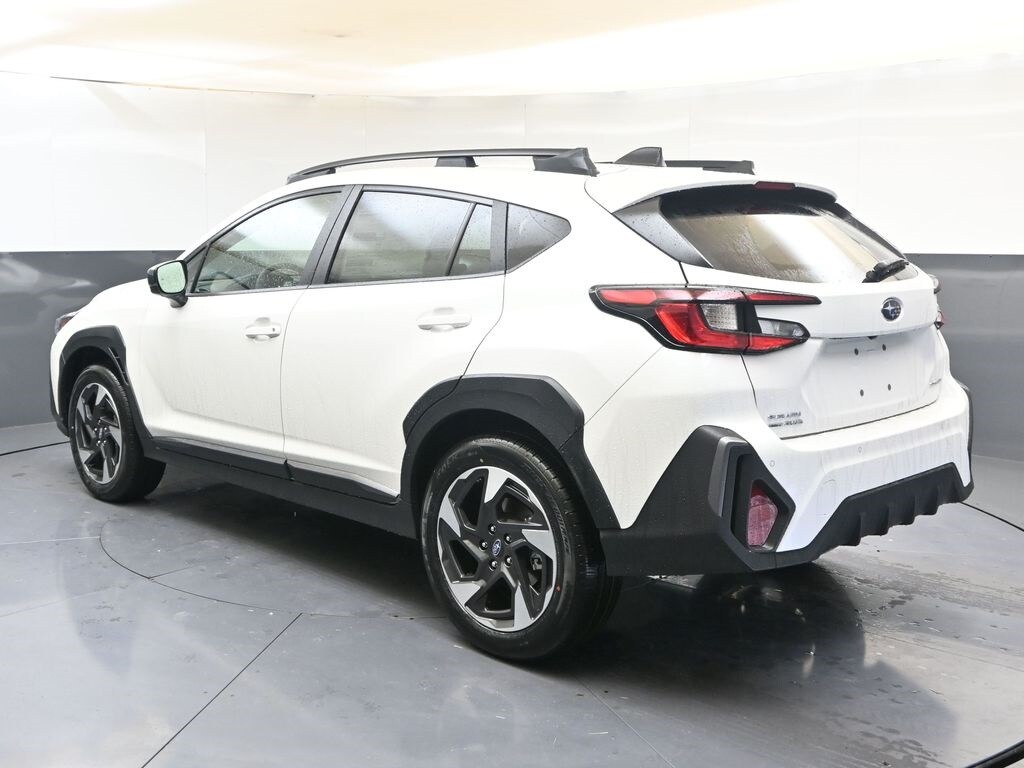 2025 Subaru Crosstrek Limited photo 3