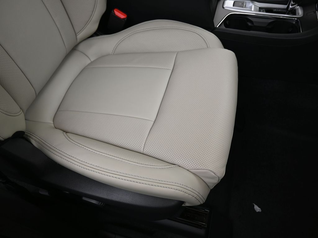 2026 Subaru Ascent Limited - Photo 12