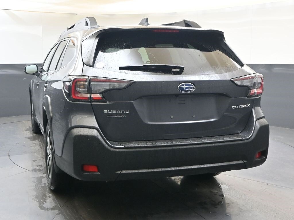 2025 Subaru Outback Premium photo 4