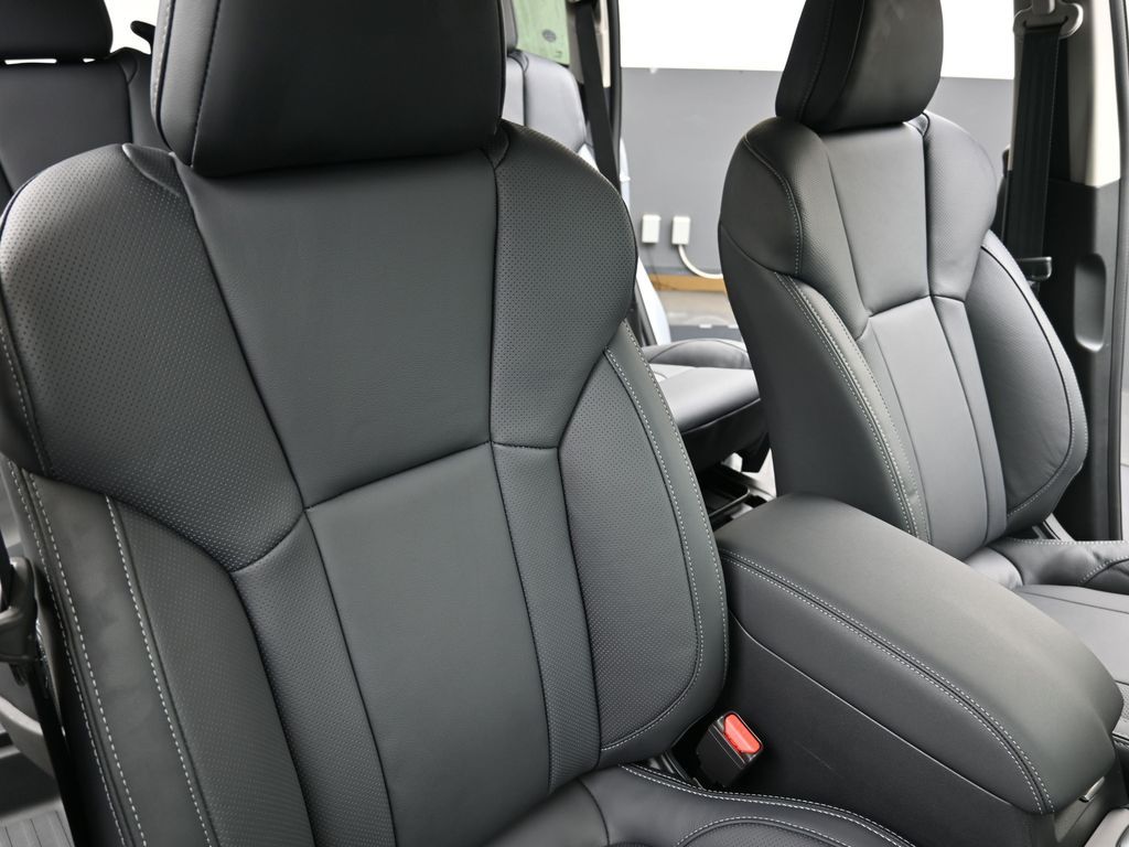 2026 Subaru Ascent Limited - Photo 14