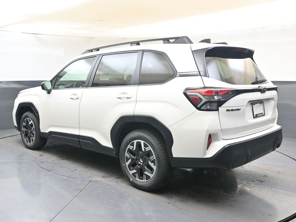 2026 Subaru Forester Premium photo 3