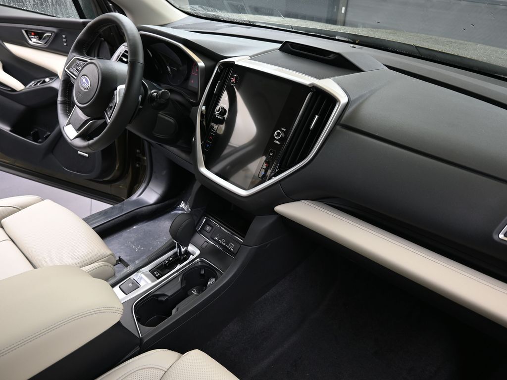 2026 Subaru Ascent Limited - Photo 13
