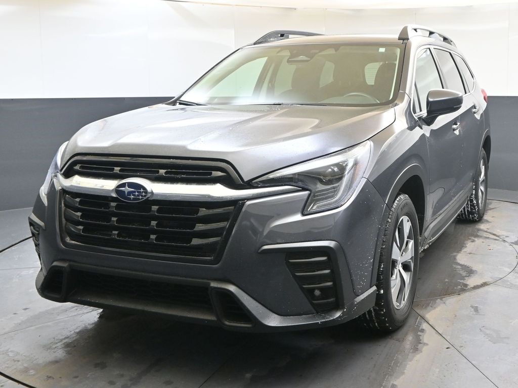 2024 Subaru Ascent Premium's photo