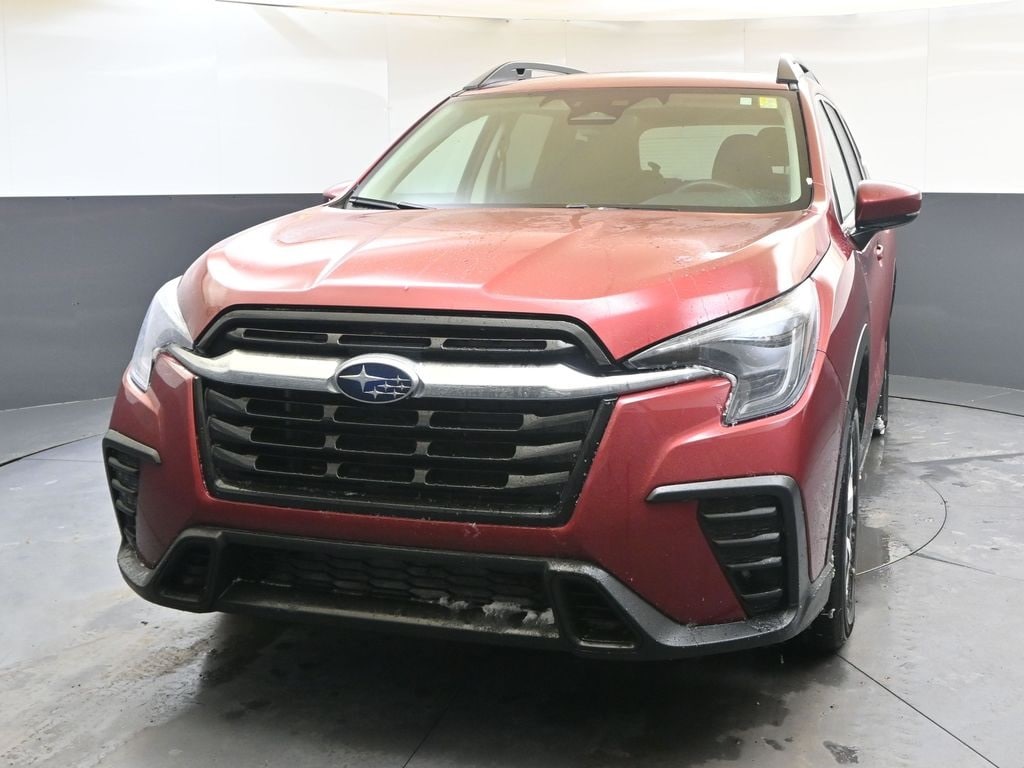 2024 Subaru Ascent Premium's photo