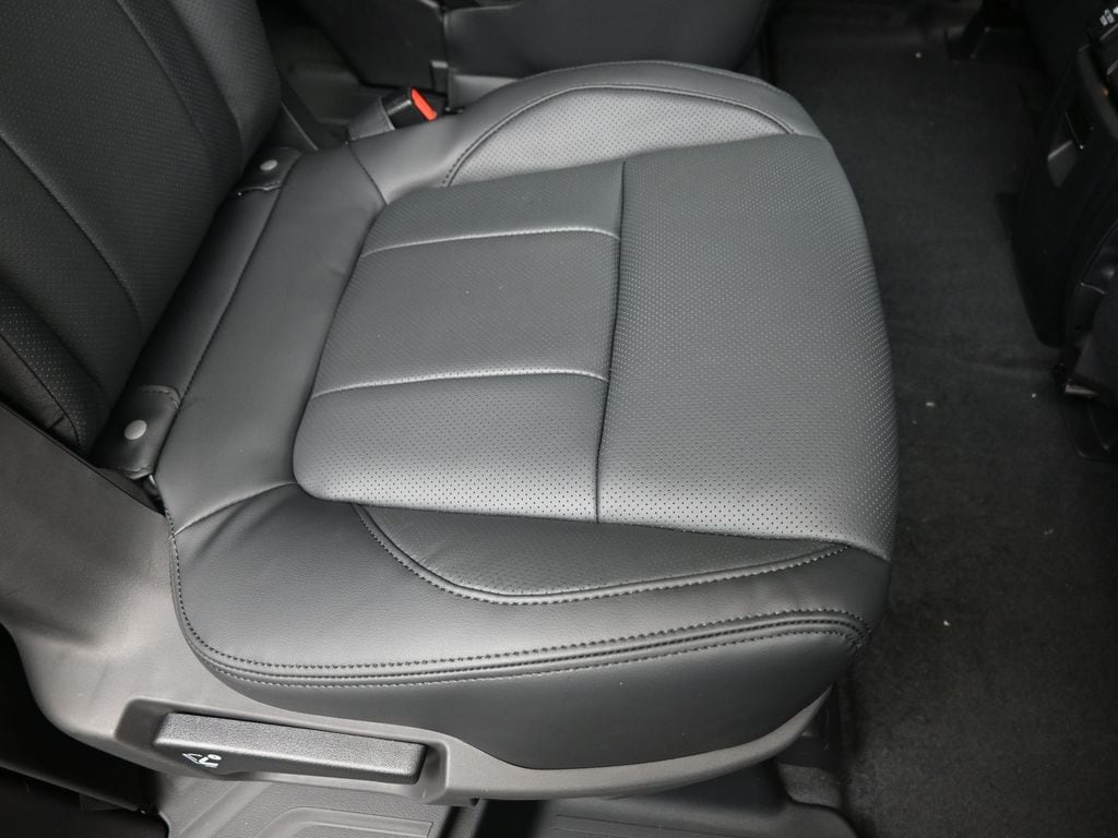 2026 Subaru Ascent Touring - Photo 16