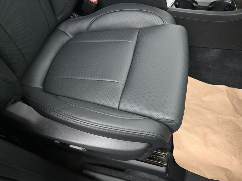 2026 Subaru Ascent Touring - Photo 12