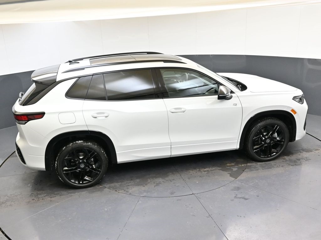 2026 Volkswagen Tiguan SE R-LINE BLACK - Photo 41