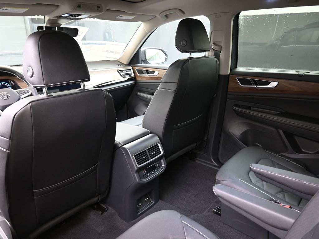 2026 Volkswagen Atlas SE w/Tech - Photo 20